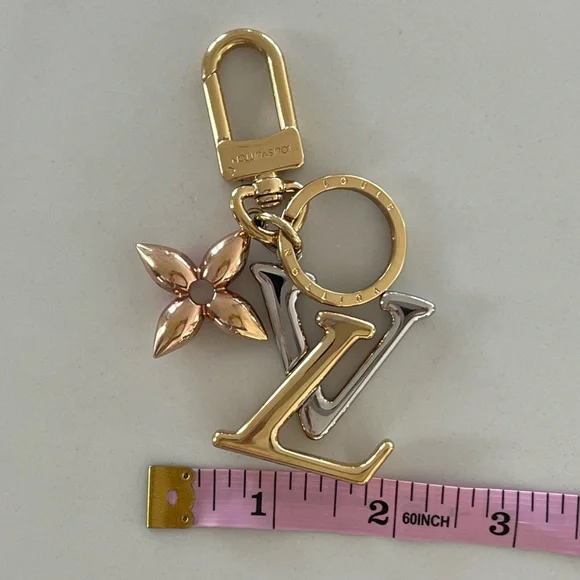 Louis Vuitton Facettes & New Wave Bag Charm Multi-Logo Key Holder Tri-Color - Picture 9 of 10